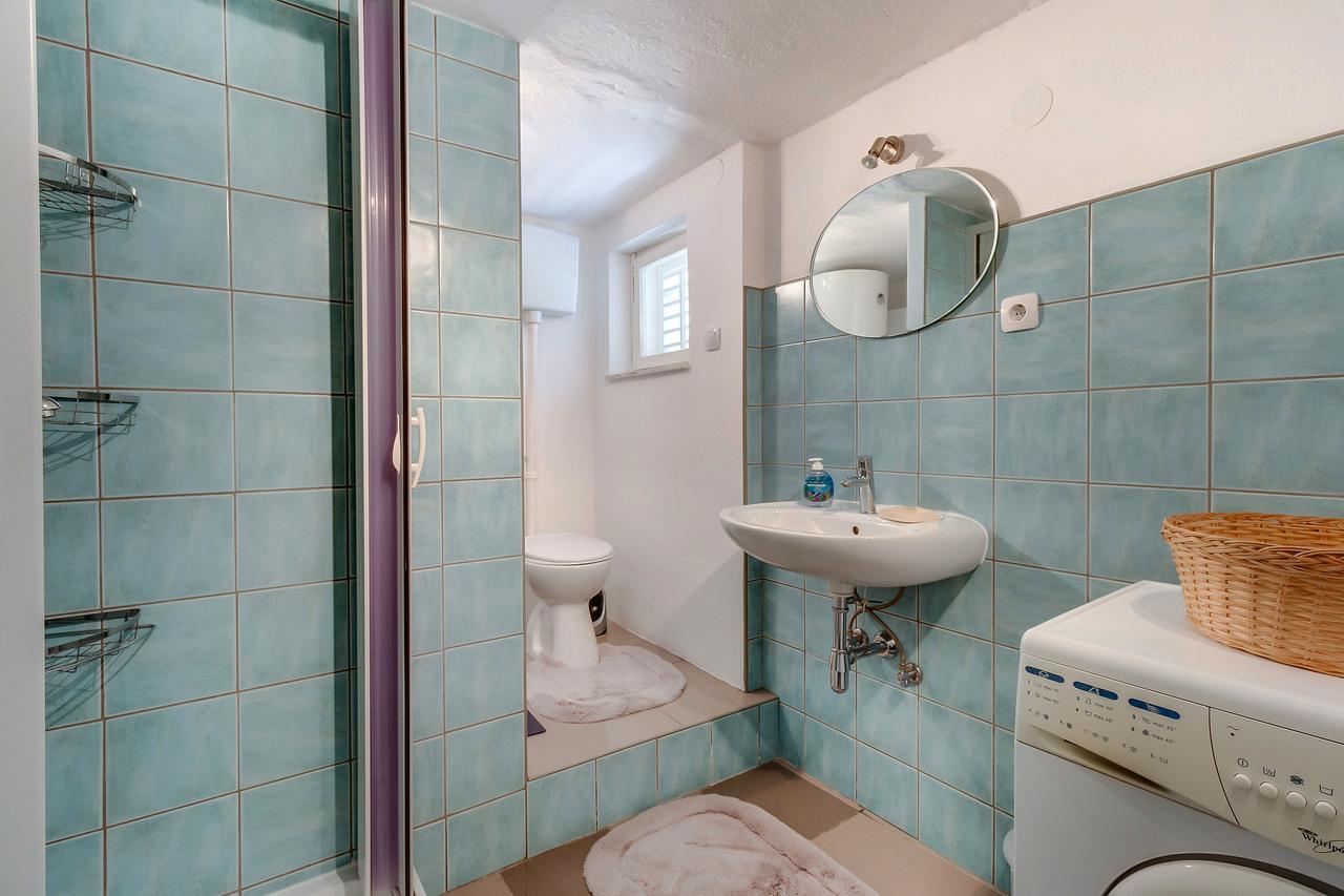 Apartments Ivna Veli Losinj Exterior photo