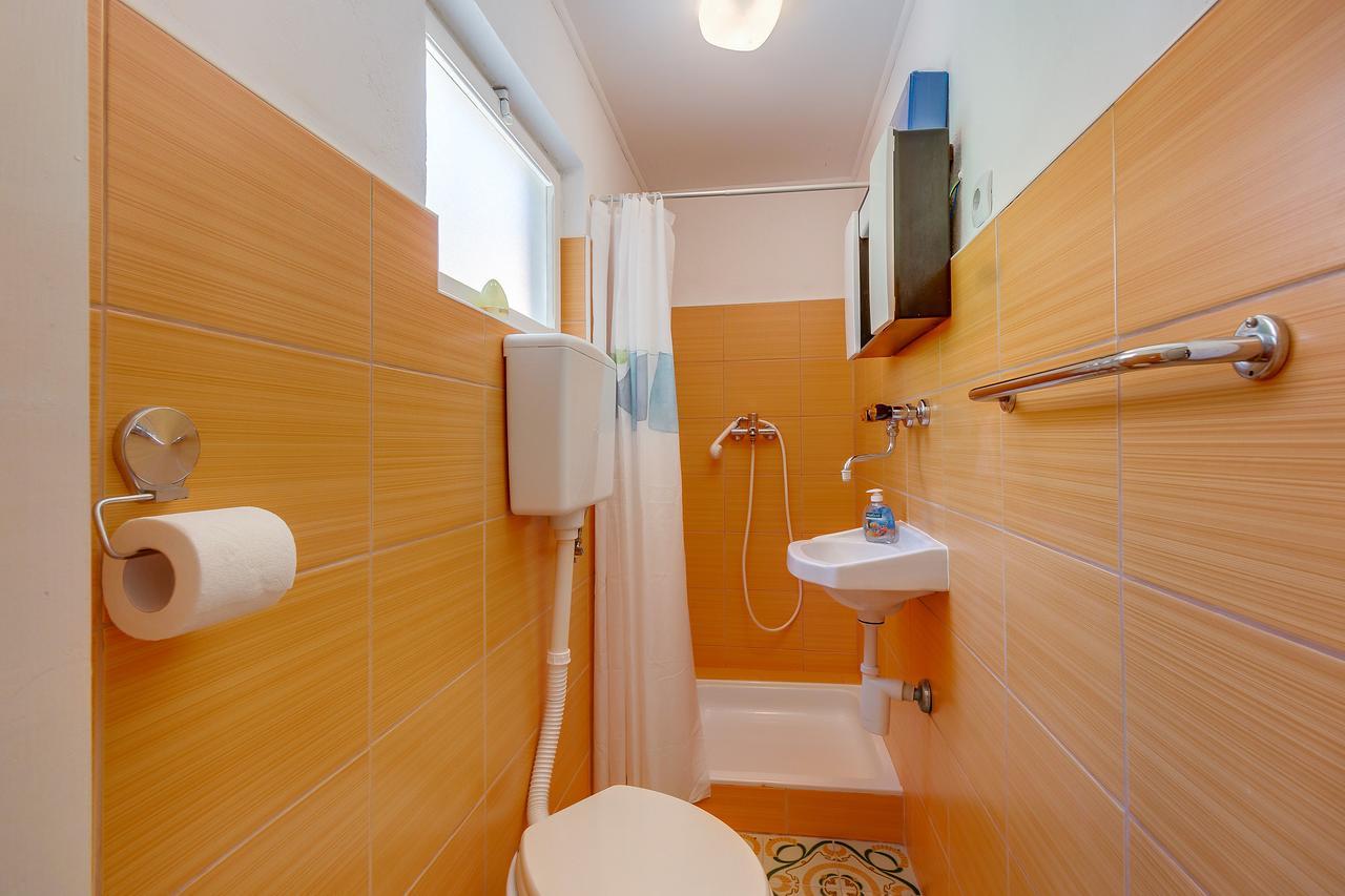 Apartments Ivna Veli Losinj Exterior photo