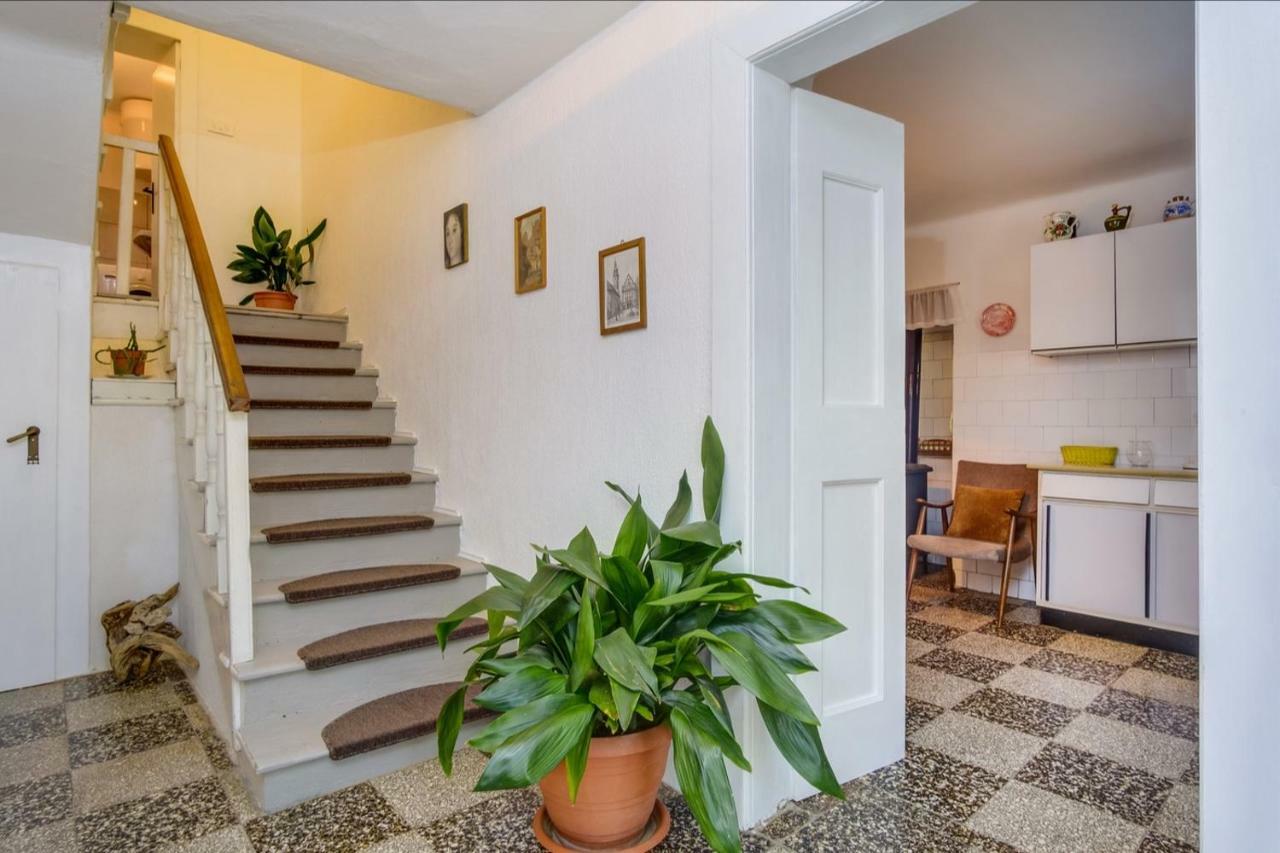 Apartments Ivna Veli Losinj Exterior photo